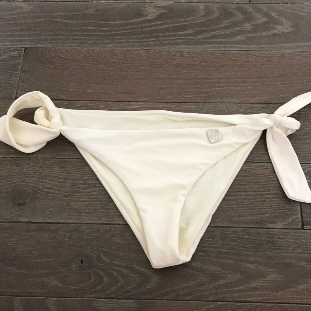 White cheeky body glove swim bottoms